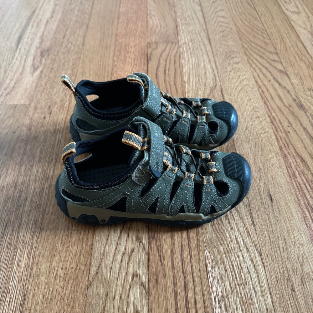Kids Sperry Closed Sandals